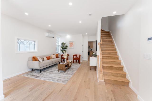 171 SUMMIT AVE, Jc, Journal Square, NJ 07304