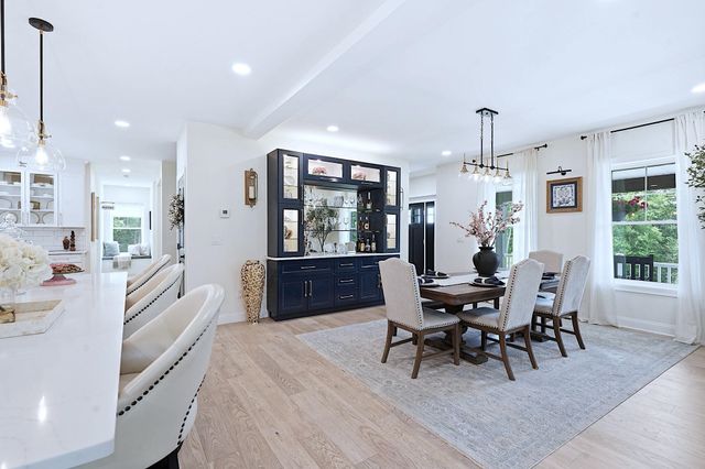 47 Indian Rock Road, Bedford, NH 03110