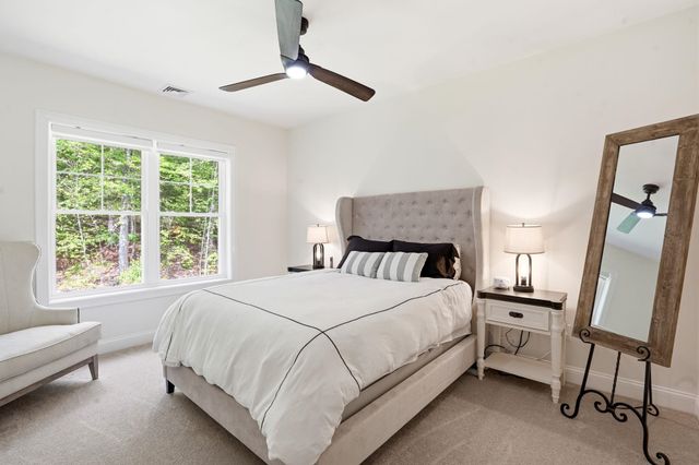 47 Indian Rock Road, Bedford, NH 03110