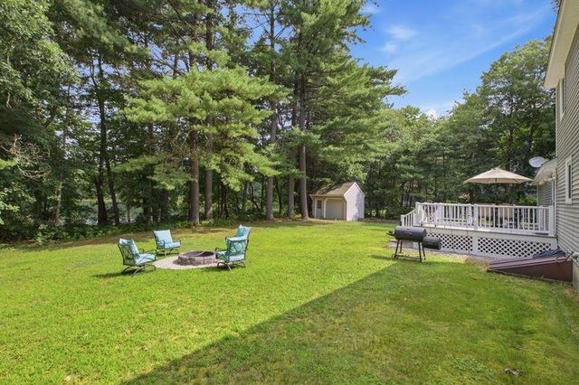 29 Chase Brook Circle, Litchfield, NH 03052