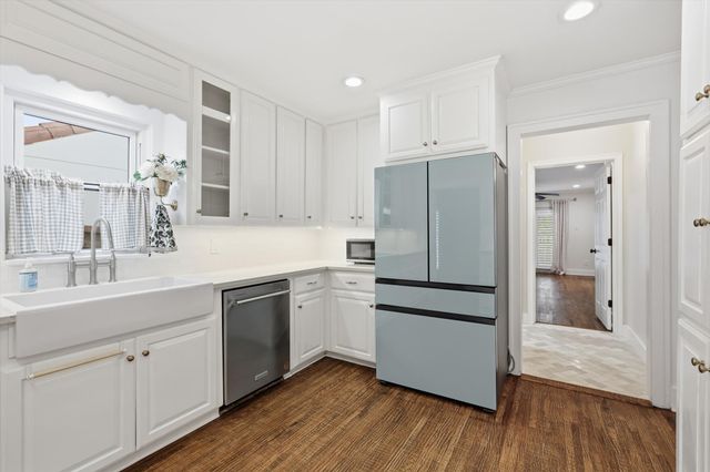 1809 Thomas Place, Fort Worth, TX 76107