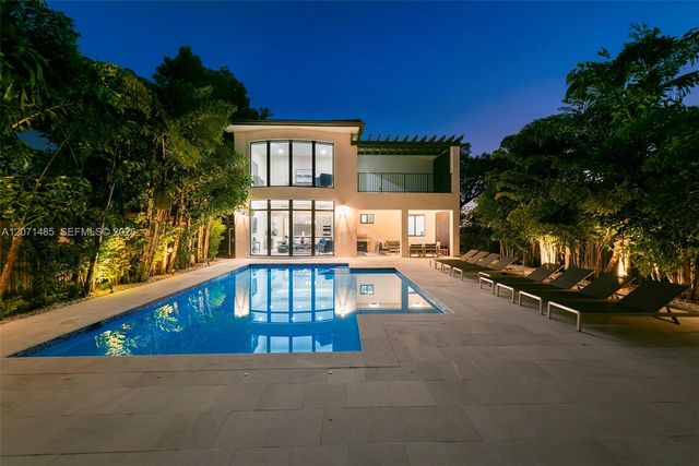 6529 SW 30th Street, Miami, FL 33155