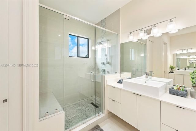 6529 SW 30th Street, Miami, FL 33155