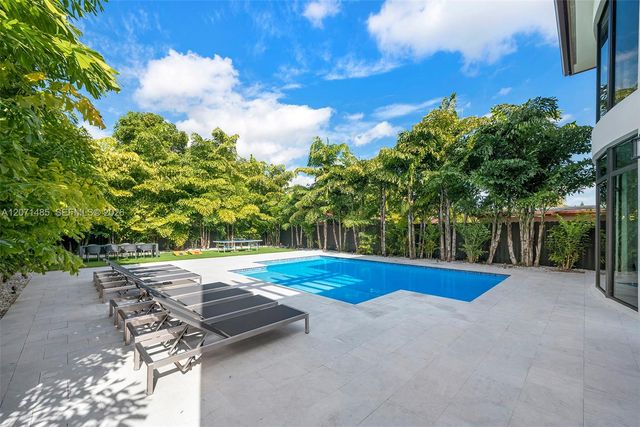 6529 SW 30th Street, Miami, FL 33155