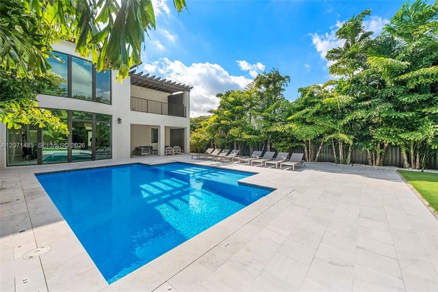 6529 SW 30th Street, Miami, FL 33155