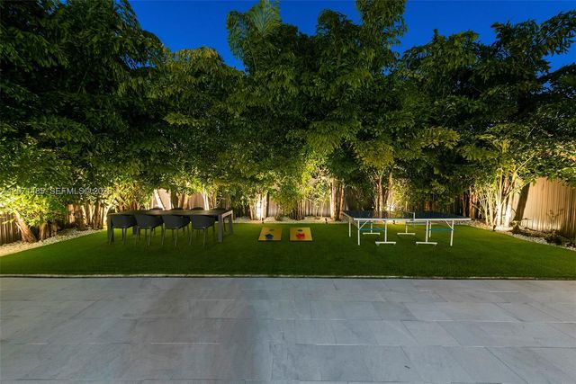6529 SW 30th Street, Miami, FL 33155