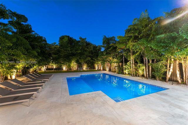 6529 SW 30th Street, Miami, FL 33155