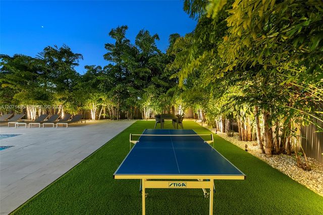 6529 SW 30th Street, Miami, FL 33155