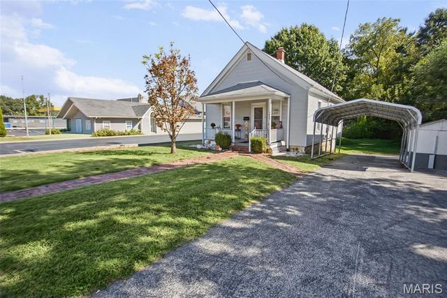 1629 Main Street, Alton, IL 62002