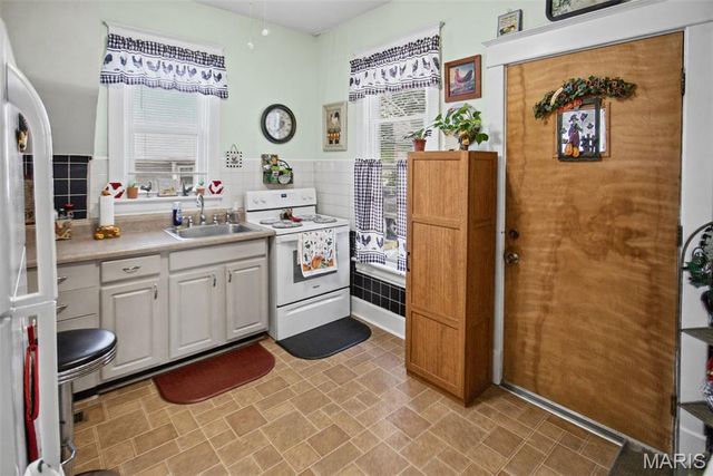1629 Main Street, Alton, IL 62002