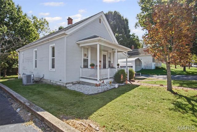 1629 Main Street, Alton, IL 62002