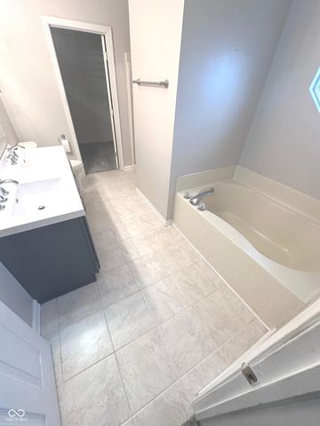 7328 Dublin Lane, Indianapolis, IN 46239