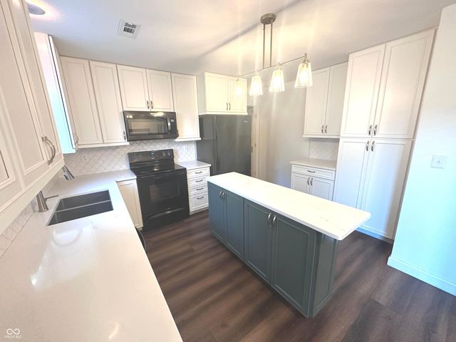 7328 Dublin Lane, Indianapolis, IN 46239