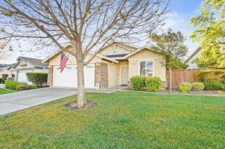 379 Grand Canyon Dr, Vacaville, CA 95687
