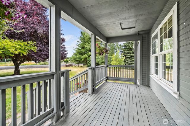 323 Twin Oaks Road, Chehalis, WA 98532