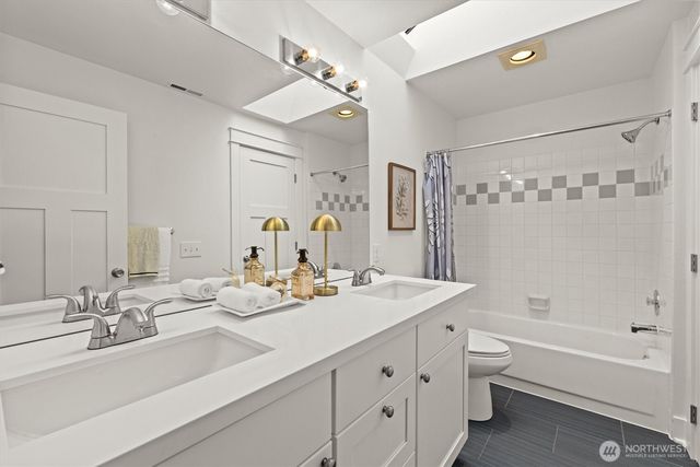 15535 156th Court SE, Renton, WA 98058