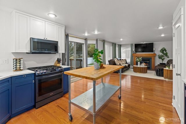 15535 156th Court SE, Renton, WA 98058