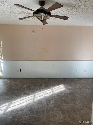 5728 25th E, Tuscaloosa, AL 35405