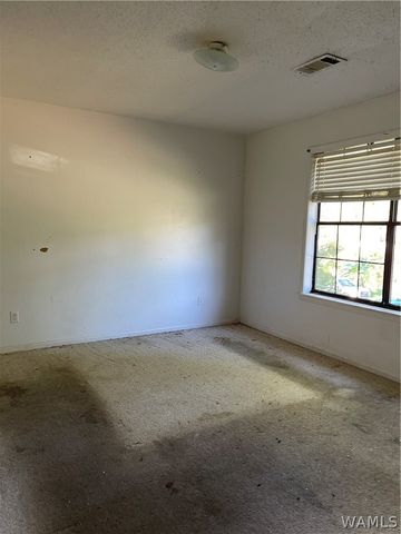5728 25th E, Tuscaloosa, AL 35405