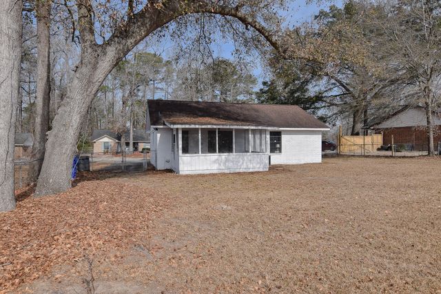 7774 Ginger Lane, North Charleston, SC 29420