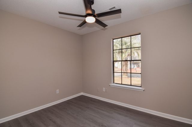 7774 Ginger Lane, North Charleston, SC 29420