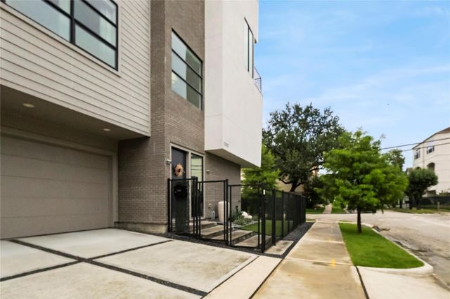 1302 Crocker Street, Houston, TX 77019