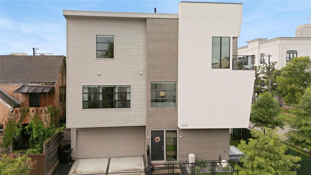 1302 Crocker Street, Houston, TX 77019