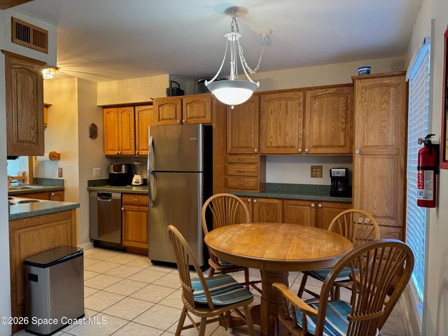 917 Jamestown Avenue 100, Indian Harbour Beach, FL 32937