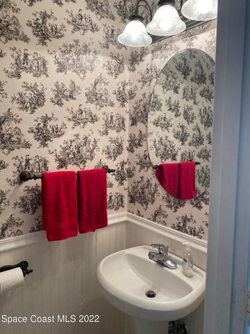 917 Jamestown Avenue 100, Indian Harbour Beach, FL 32937