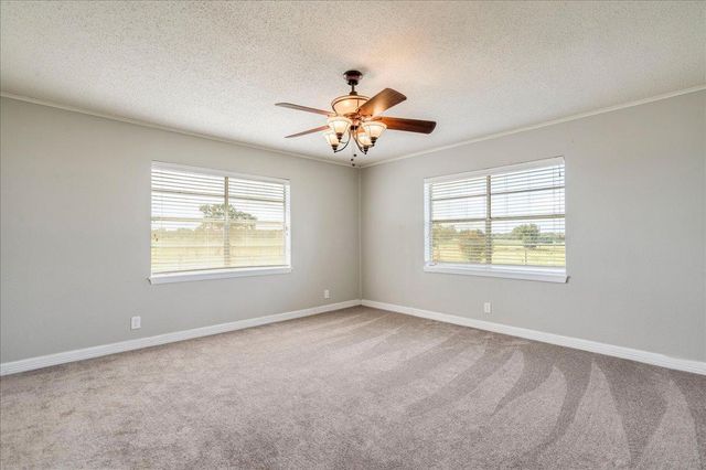 595 Cardinal RD, Rosanky, TX 78953