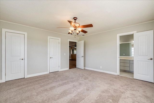 595 Cardinal RD, Rosanky, TX 78953