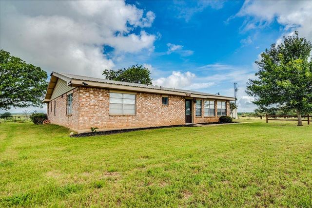 595 Cardinal RD, Rosanky, TX 78953