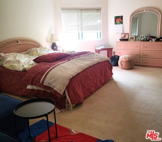 1781 N Benton Way, Los Angeles, CA 90026