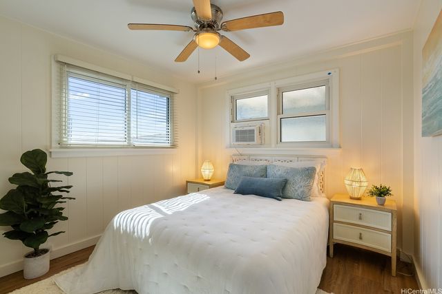 1812 Makuakane Street, Honolulu, HI 96817