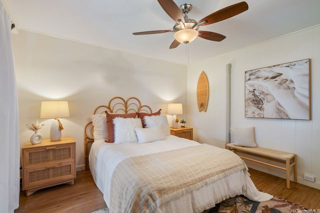 1812 Makuakane Street, Honolulu, HI 96817