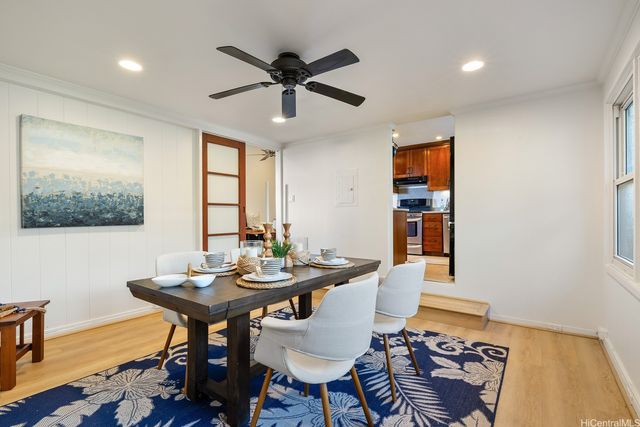 1812 Makuakane Street, Honolulu, HI 96817