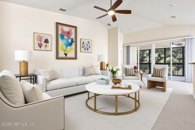 8585 LITTLE SWIFT Circle, Jacksonville, FL 32256