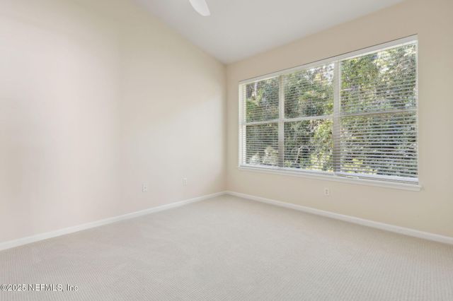 8585 LITTLE SWIFT Circle, Jacksonville, FL 32256