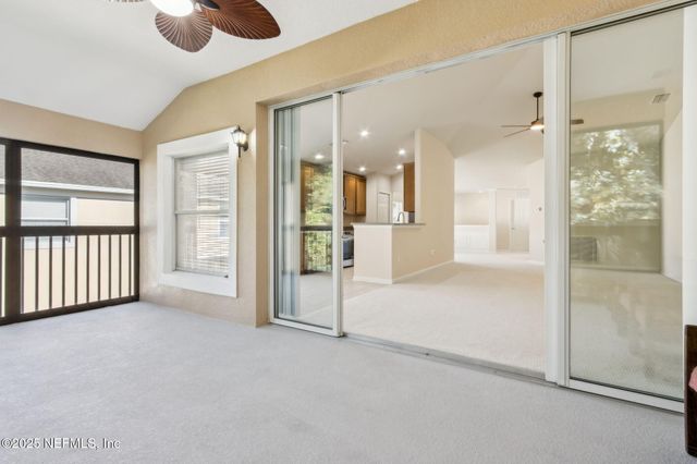 8585 LITTLE SWIFT Circle, Jacksonville, FL 32256