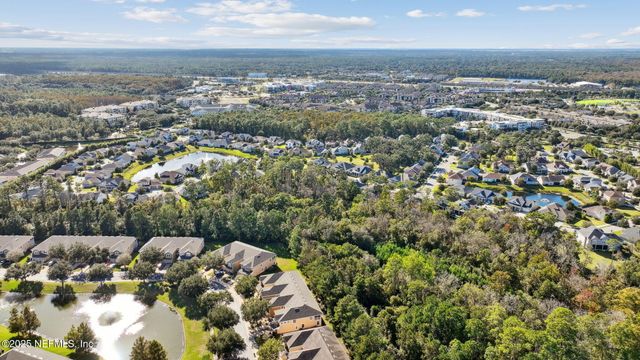 8585 LITTLE SWIFT Circle, Jacksonville, FL 32256