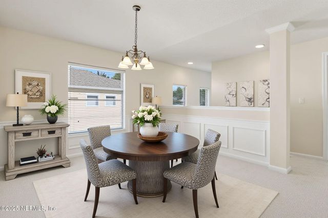 8585 LITTLE SWIFT Circle, Jacksonville, FL 32256