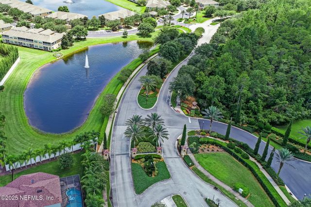 8585 LITTLE SWIFT Circle, Jacksonville, FL 32256