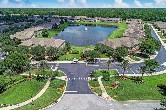 8585 LITTLE SWIFT Circle, Jacksonville, FL 32256