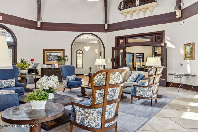 8585 LITTLE SWIFT Circle, Jacksonville, FL 32256