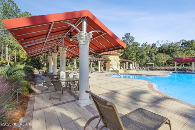 8585 LITTLE SWIFT Circle, Jacksonville, FL 32256