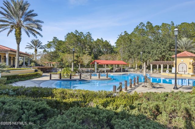 8585 LITTLE SWIFT Circle, Jacksonville, FL 32256