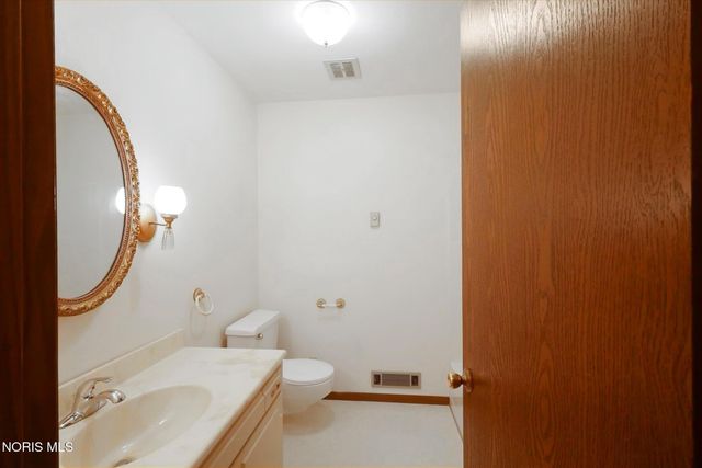 500 Northwood Drive, Delta, OH 43515