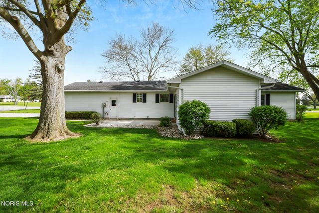 500 Northwood Drive, Delta, OH 43515