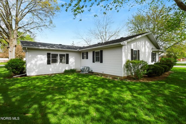 500 Northwood Drive, Delta, OH 43515