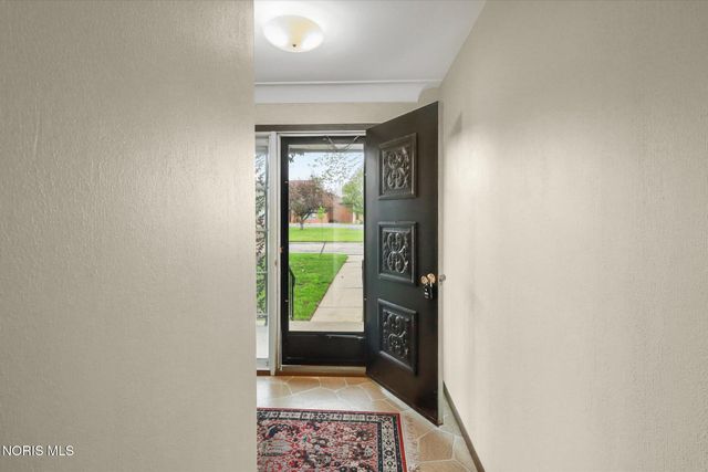 500 Northwood Drive, Delta, OH 43515